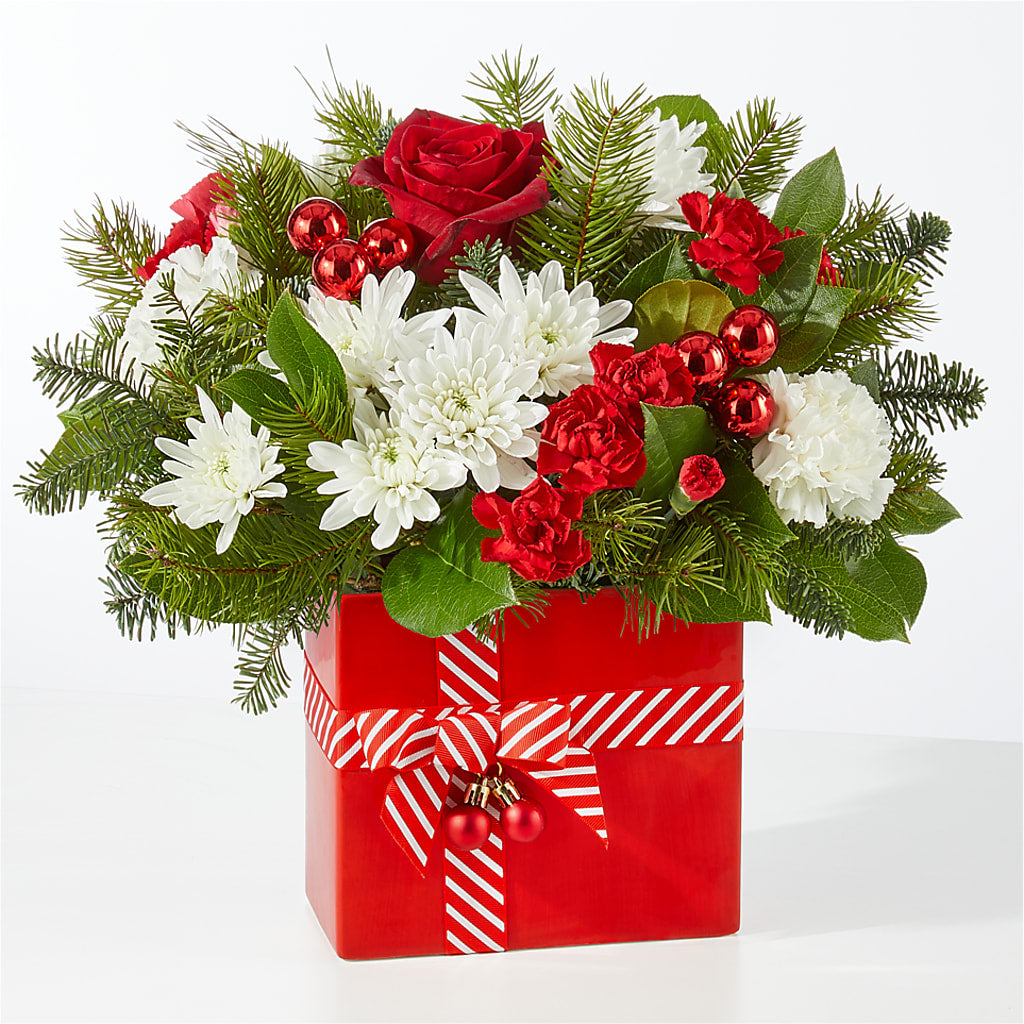 Presents Under the Tree Bouquet –  Gibsonia Flowers, Lakeland FL