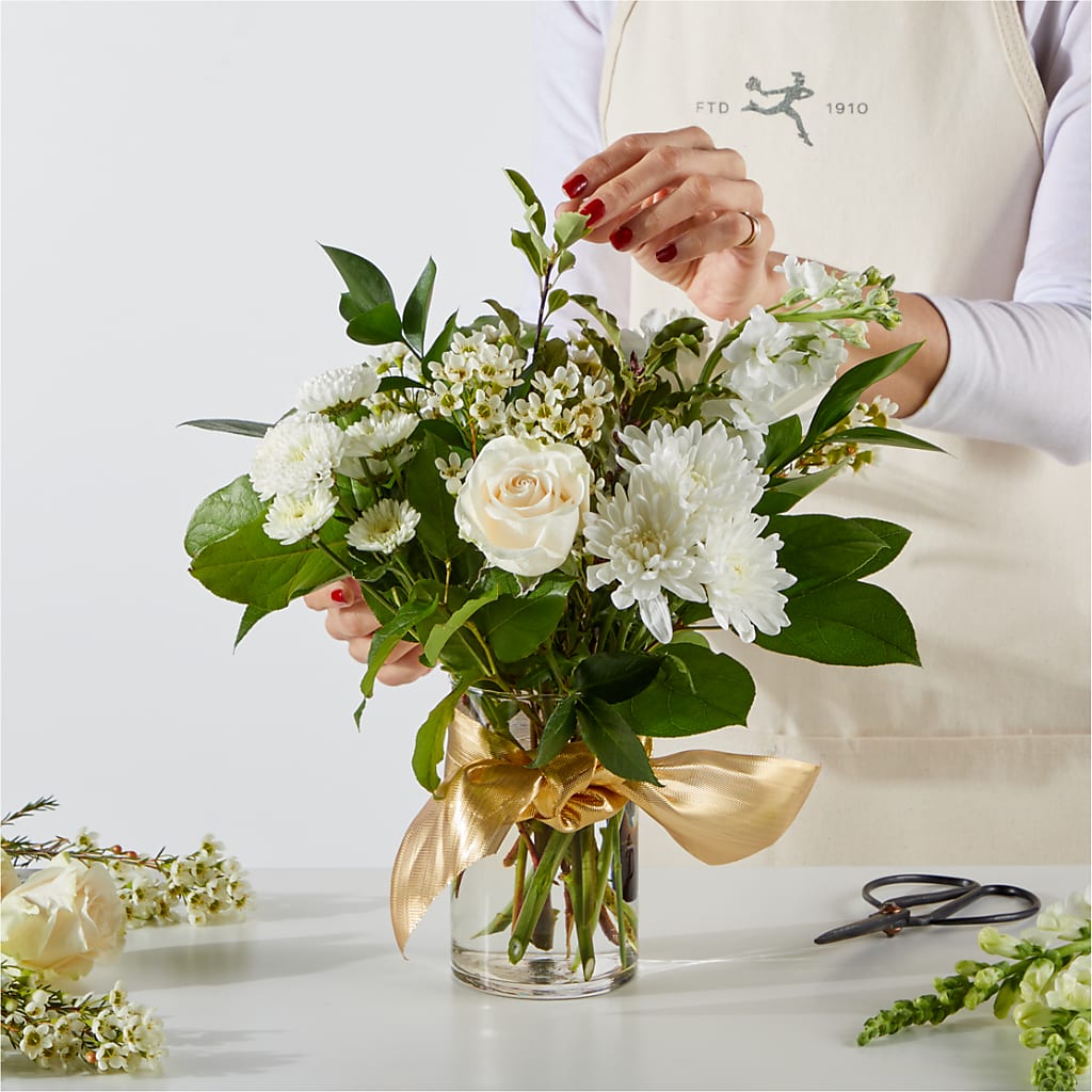 New Beginnings – A Florist Original –  Gibsonia Flowers, Lakeland FL