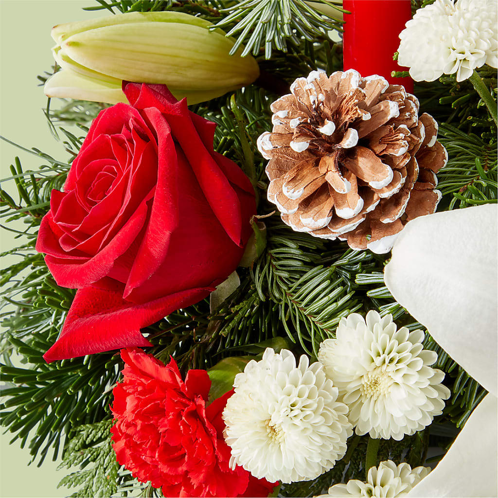 Seasonal Festivities Centerpiece –  Gibsonia Flowers, Lakeland FL