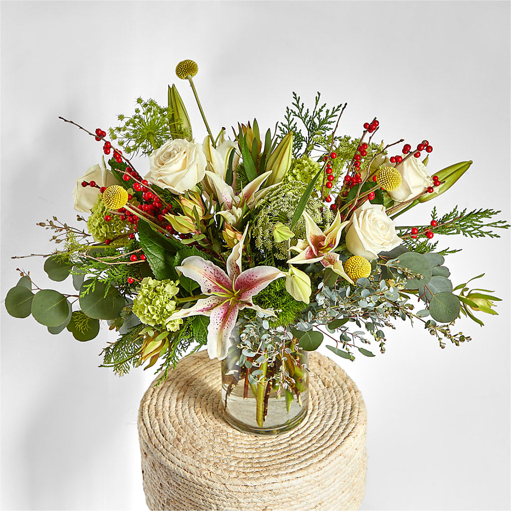 Berry & Bright Bouquet –  Gibsonia Flowers, Lakeland FL