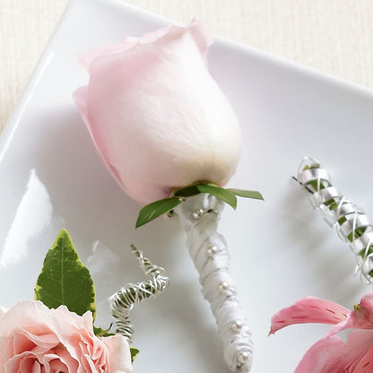 Pink Rose Boutonniere –  Gibsonia Flowers, Lakeland FL