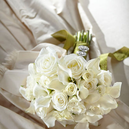 Serene Highness Bouquet –  Gibsonia Flowers, Lakeland FL